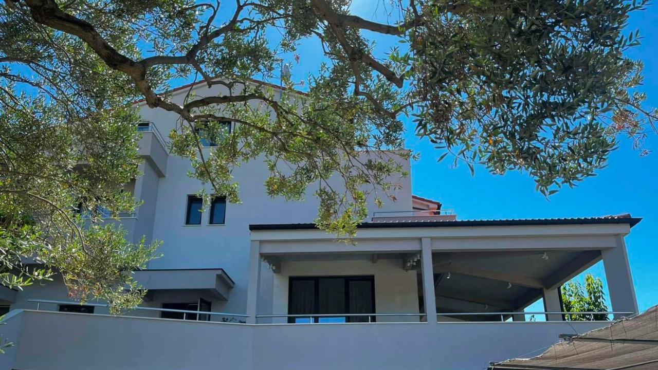 Memori Bed&Breakfast Раб Экстерьер фото